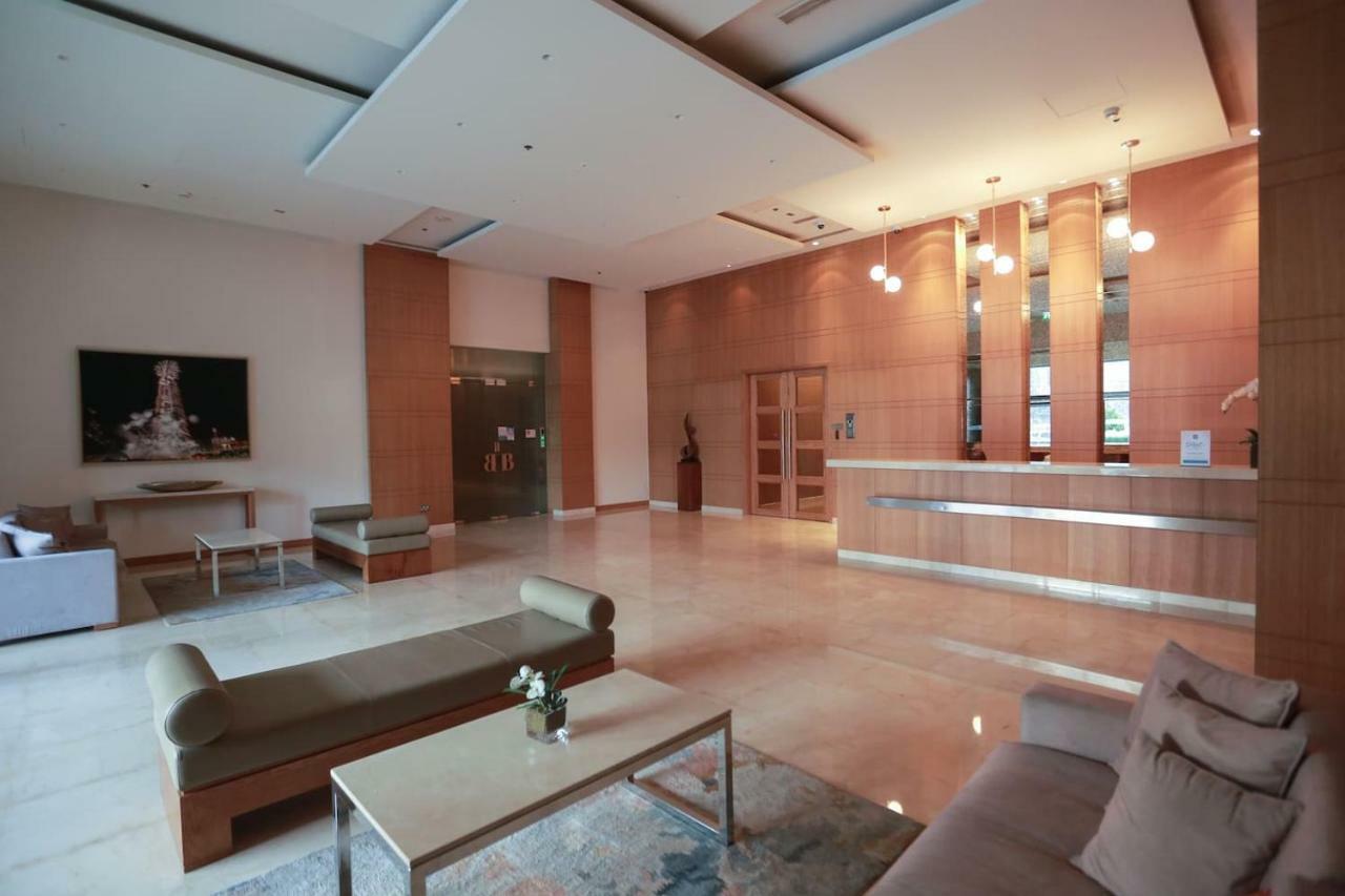 Апартаменты Prime Retreats - Downtown Дубай Экстерьер фото